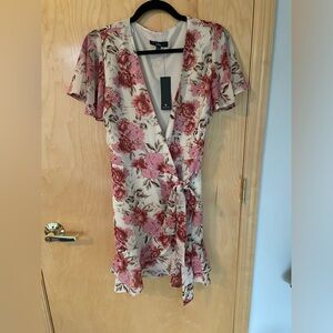 Lulu’s BRAND NEW Mini Wrap Dress in Cream/Red/Pink Floral